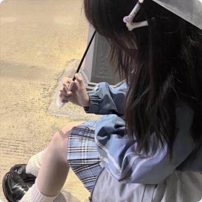 不识君